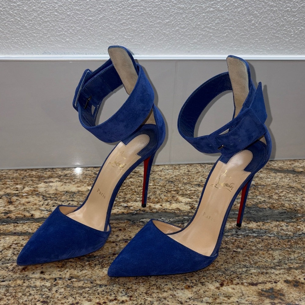 Authentic Christian Louboutin blue suede heel - Picture 6 of 7